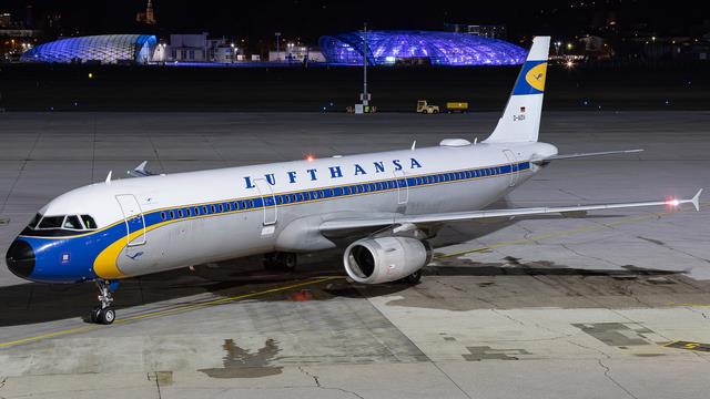 D-AIDV:Airbus A321:Lufthansa